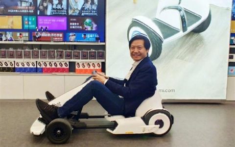 小米成为老板的玩具叫什么（雷军试玩卡丁车：挺好玩）