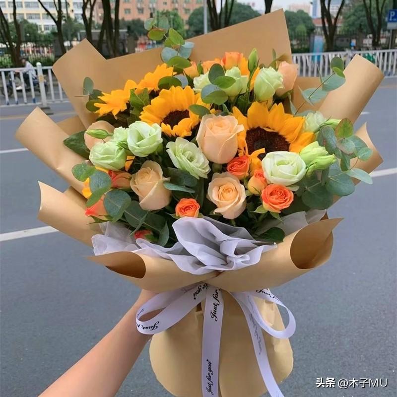 母亲生日送什么鲜花最好（适合父母生日送的鲜花推荐）