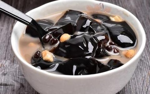 烧仙草是什么做的（浅谈烧仙草的成分与做法）